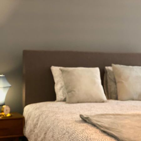 Alizée-appartement chaleureux en plein centre Liegi Esterno foto