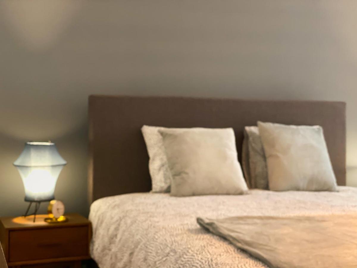 Alizée-appartement chaleureux en plein centre Liegi Esterno foto